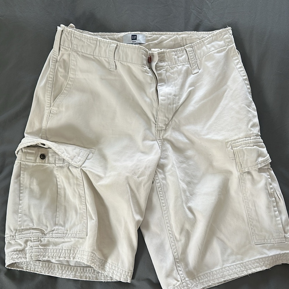Men’s Cargo Shorts - Picture 3 of 6